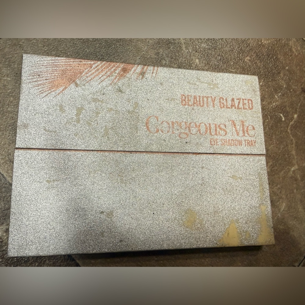 Beauty Glazed Gorgeous Me Eyeshadow Palette